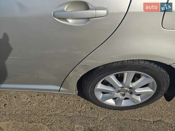 Авто Toyota Avensis 2005 № 7841021