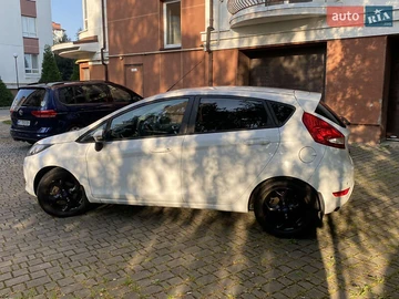 Авто Ford Fiesta 2012 № 7841129
