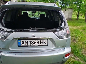 Авто Mitsubishi Outlander Xl 2010 № 7841136