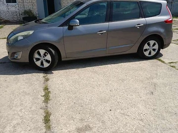 Авто Renault Scenic 2011 № 7841184