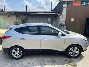 Авто Hyundai Ix35 2010 № 7841241