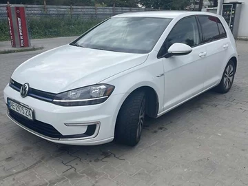 Авто Volkswagen E-Golf 2017 № 7841288