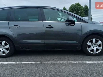 Авто Peugeot 5008 2012 № 7841322