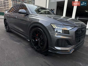 Авто Audi Q8 2020 № 7841380