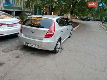 Авто Hyundai I30 2011 № 7841452