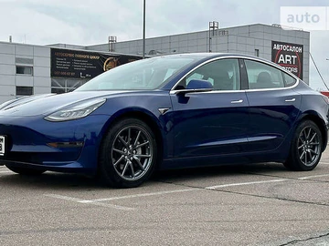 Авто Tesla Model 3 2018 № 7841515