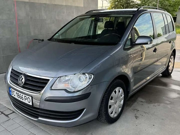 Авто Volkswagen Touran 2008 № 7841552
