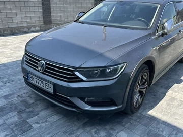 Авто Volkswagen Passat 2017 № 7841586