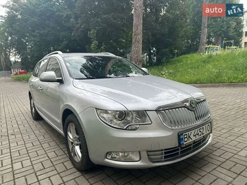 Авто Skoda Superb 2012 № 7841594