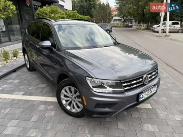 Авто Volkswagen Tiguan 2017 № 7841607