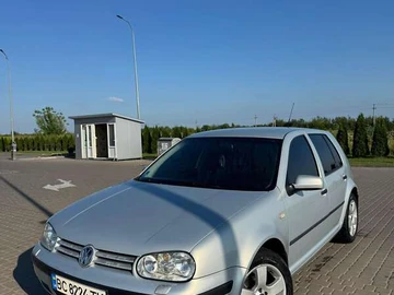 Авто Volkswagen Golf 2000 № 7841652