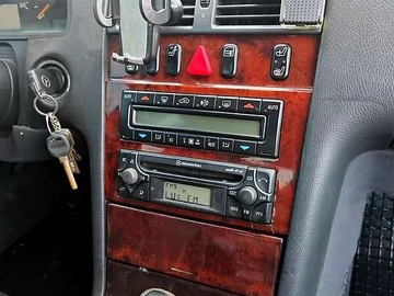 Авто Mercedes E-Class 2000 № 7841670