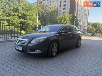 Авто Opel Insignia 2010 № 7841906