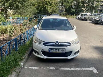 Авто Citroen C4 2013 № 7841910