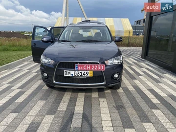 Авто Mitsubishi Outlander Xl 2010 № 7841958
