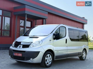 Авто Renault Trafic 2014 № 7842024