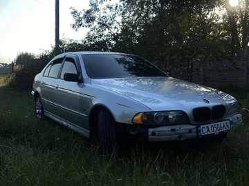 Авто BMW 5 Series 2001 № 7842184