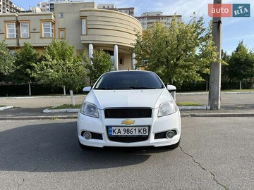 Авто Chevrolet Aveo 2011 № 7842195