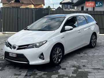 Авто Toyota Auris 2015 № 7842314
