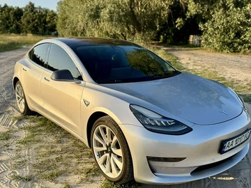 Авто Tesla Model 3 2018 № 7842366