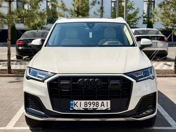Авто Audi Q7 2018 № 7842413