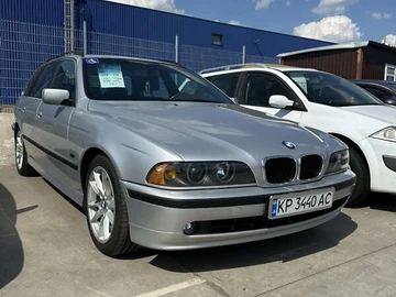 Авто BMW 5 Series 2001 № 7842537