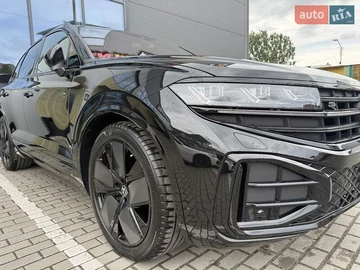 Авто Volkswagen Touareg 2024 № 7842848