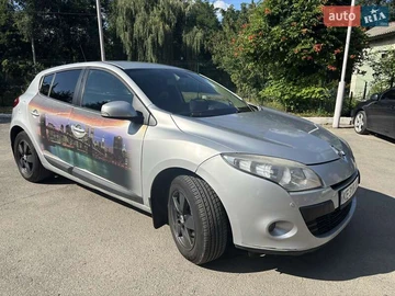 Авто Renault Megane 2010 № 7843006