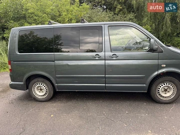 Авто Volkswagen Multivan 2009 № 7843081