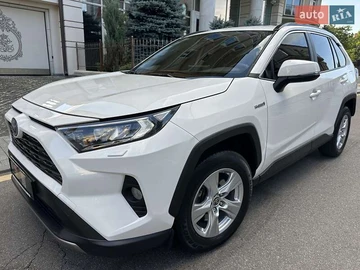 Авто Toyota Rav4 2021 № 7843322