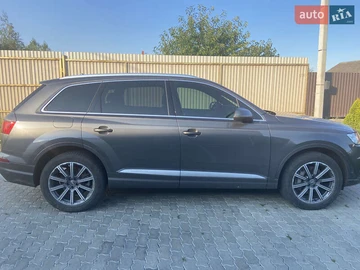 Авто Audi Q7 2019 № 7843327
