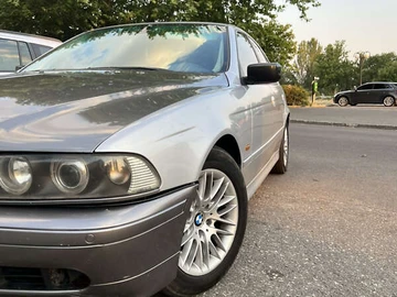 Авто BMW 5 Series 2000 № 7843389