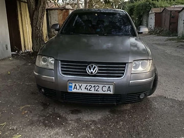 Авто Volkswagen Passat 2004 № 7843402