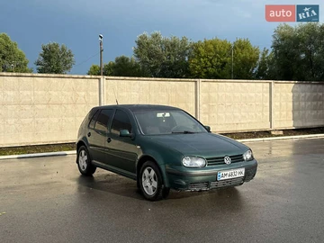 Авто Volkswagen Golf 2000 № 7843414