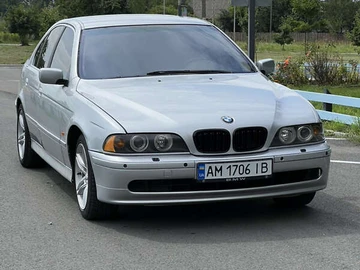 Авто BMW 5 Series 2001 № 7843521