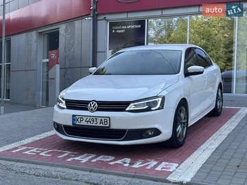 Авто Volkswagen Jetta 2012 № 7843677