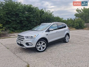 Авто Ford Escape 2018 № 7843863