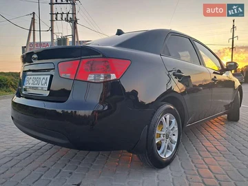 Авто KIA Cerato 2009 № 7843876