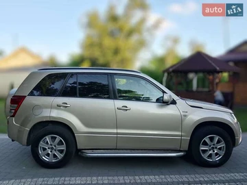 Авто Suzuki Grand Vitara 2000 № 7843972