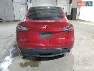 Авто Tesla Model Y 2024 № 7843979