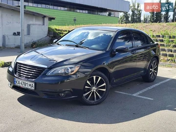 Авто Chrysler 200 2012 № 7844010