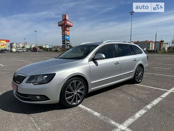 Авто Skoda Superb 2014 № 7844043