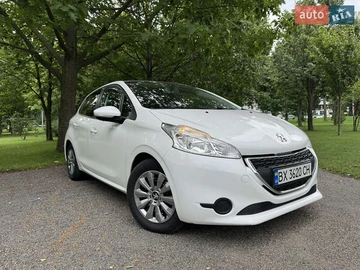 Авто Peugeot 208 2014 № 7844210