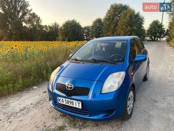 Авто Toyota Yaris 2006 № 7844366
