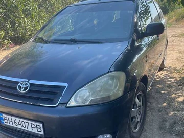 Авто Toyota Avensis Verso 2003 № 7844380
