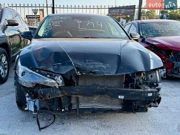 Авто Hyundai Elantra 2021 № 7844452