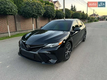 Авто Toyota Camry 2018 № 7844493