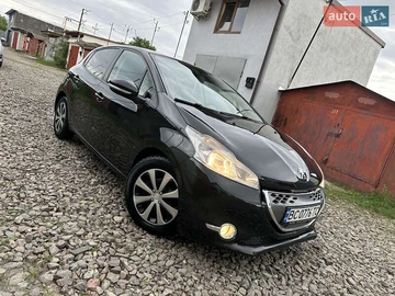 Авто Peugeot 208 2012 № 7844645