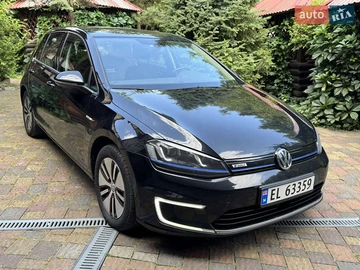 Авто Volkswagen E-Golf 2015 № 7844695