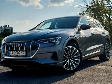 Авто Audi E-Tron 2021 № 7844878